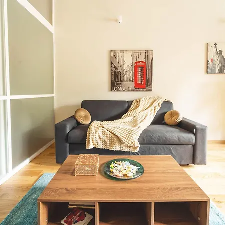 We - Monte Altissimo House - *